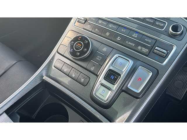 Hyundai Santa Fe SANTA FE 1.6 TGDi Plug-in Hybrid Ultimate 5dr 4WD Auto