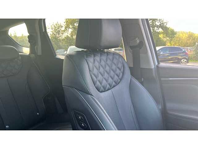 Hyundai Santa Fe SANTA FE 1.6 TGDi Plug-in Hybrid Ultimate 5dr 4WD Auto