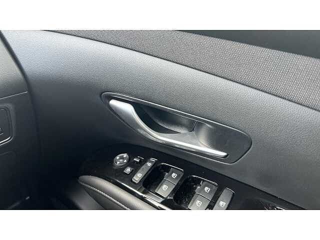 Hyundai Tucson 1.6 TGDi Plug-in Hybrid Premium 5dr 4WD Auto