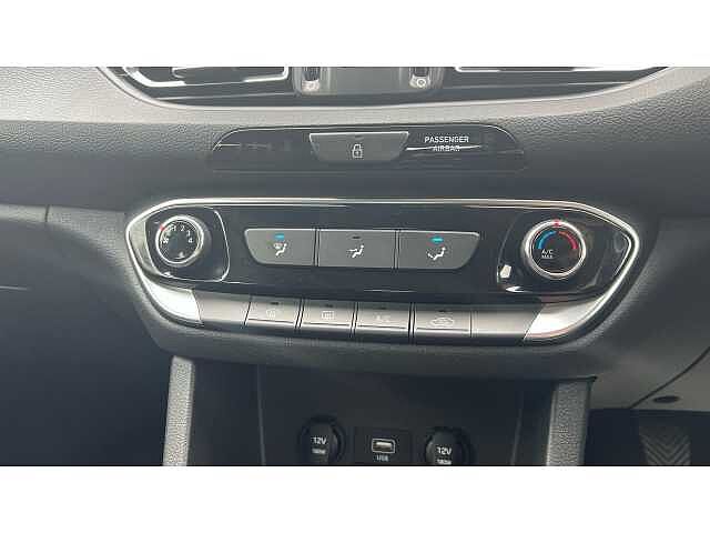 Hyundai i30 1.0T GDi SE Connect 5dr