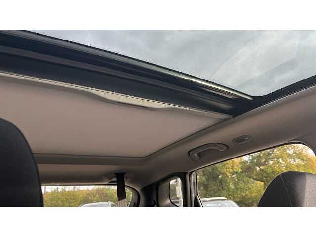 Hyundai ix20 1.4 Blue Drive Premium Nav 5dr