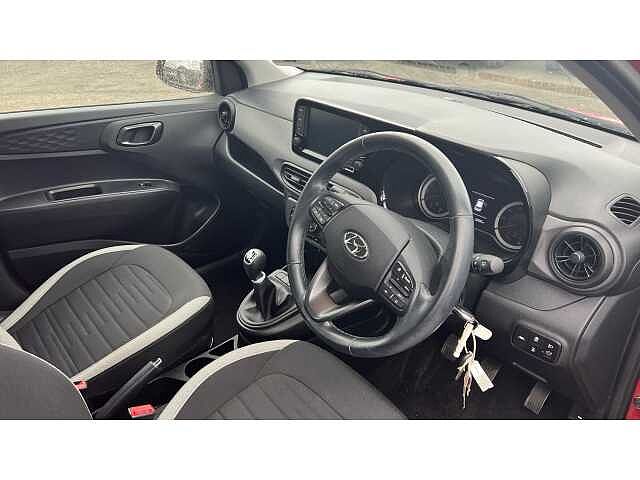 Hyundai i10 1.0 MPi SE Connect 5dr