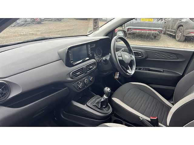 Hyundai i10 1.0 MPi SE Connect 5dr