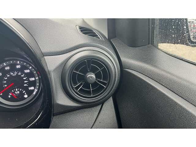 Hyundai i10 1.0 MPi SE Connect 5dr