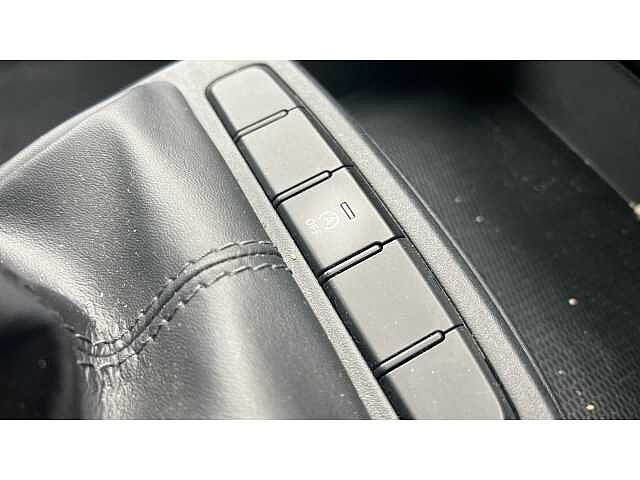 Hyundai i10 1.0 MPi SE Connect 5dr