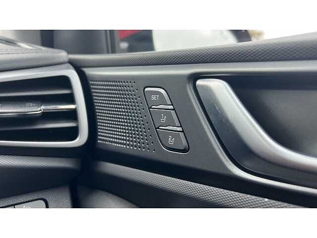 Hyundai Ioniq 100kW Premium SE 38kWh 5dr Auto