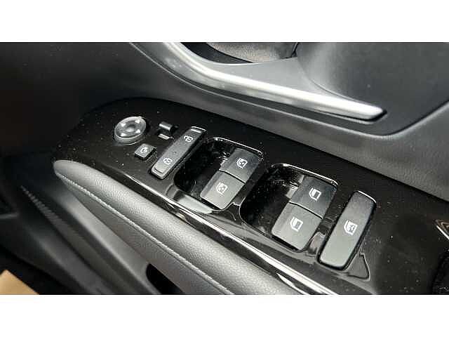 Hyundai Tucson 1.6 TGDi Hybrid 230 SE Connect 5dr 2WD Auto