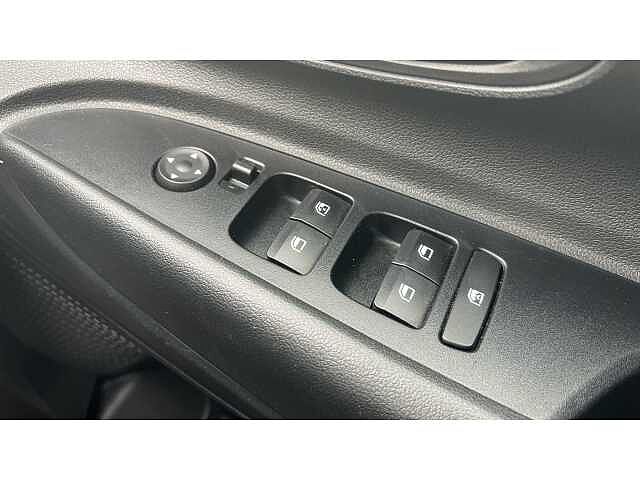 Hyundai i20 1.0T GDi Advance 5dr