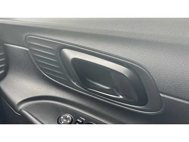 Hyundai i20 1.0T GDi Advance 5dr