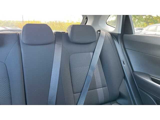 Hyundai i20 1.0T GDi Advance 5dr