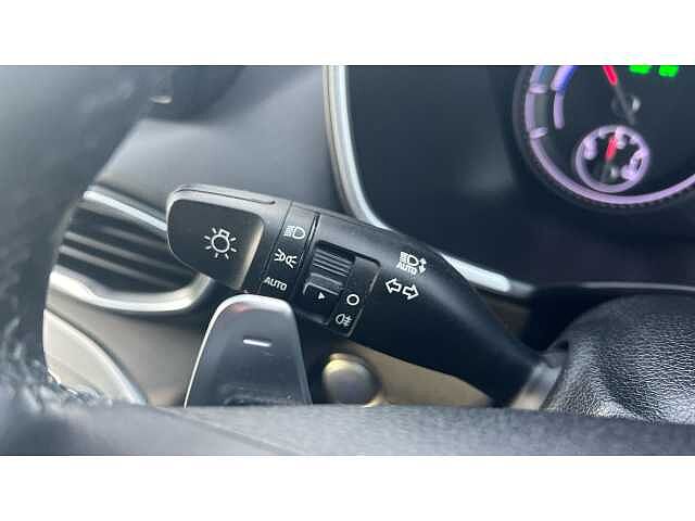 Hyundai Santa Fe SANTA FE 1.6 TGDi Hybrid Premium 5dr Auto