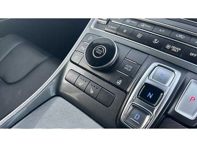 Hyundai Santa Fe SANTA FE 1.6 TGDi Hybrid Premium 5dr Auto