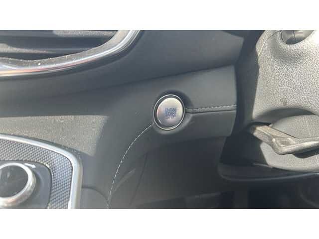 Hyundai Santa Fe SANTA FE 1.6 TGDi Hybrid Ultimate 5dr 4WD Auto