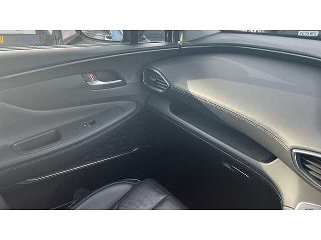 Hyundai Santa Fe SANTA FE 1.6 TGDi Hybrid Ultimate 5dr 4WD Auto