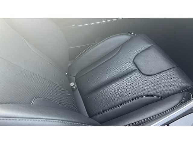 Hyundai Santa Fe SANTA FE 1.6 TGDi Hybrid Ultimate 5dr 4WD Auto