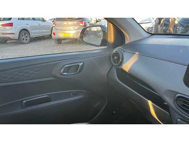 Hyundai i10 I10 1.0 [58] Advance 5dr Auto [Nav]