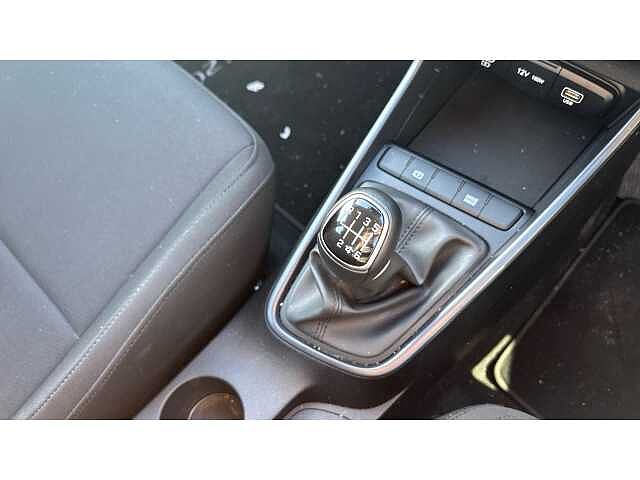 Hyundai i20 i20 5Dr HAT 1.0 T-gdi 100ps Advance NAV