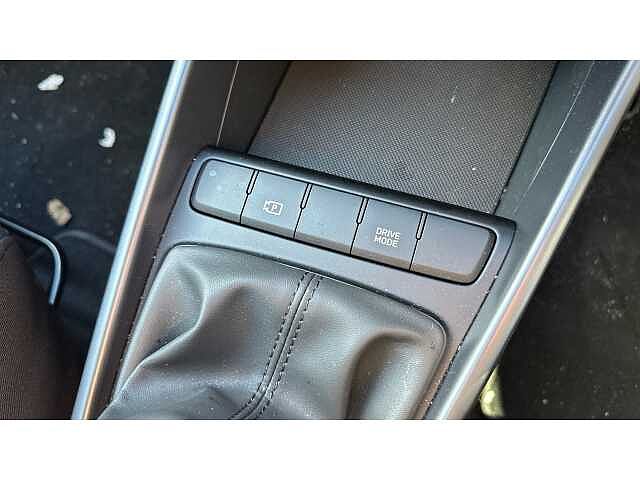 Hyundai i20 i20 5Dr HAT 1.0 T-gdi 100ps Advance NAV