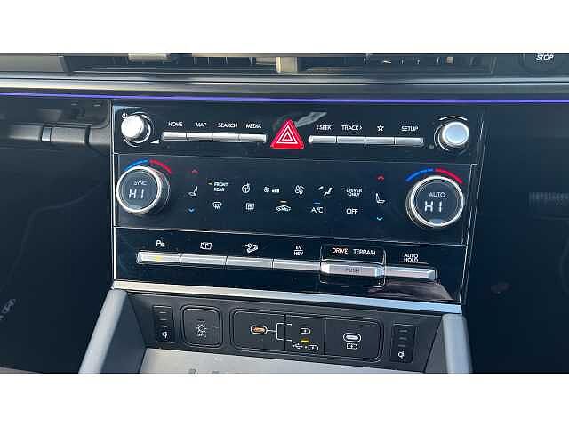 Hyundai Santa Fe SANTA FE 1.6 TGDi Plug-in Hybrid Calligraphy 5dr 4WD Auto