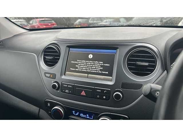 Hyundai i10 I10 1.2 Premium 5dr Auto