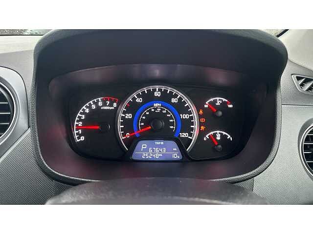 Hyundai i10 I10 1.2 Premium 5dr Auto