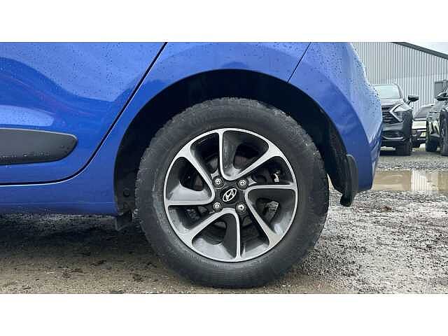 Hyundai i10 I10 1.2 Premium 5dr Auto