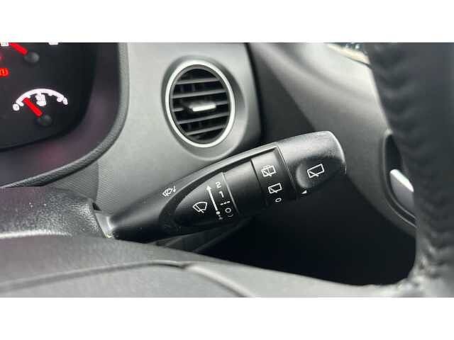 Hyundai i10 I10 1.2 Premium 5dr Auto