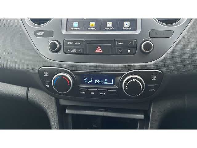 Hyundai i10 I10 1.2 Premium 5dr Auto