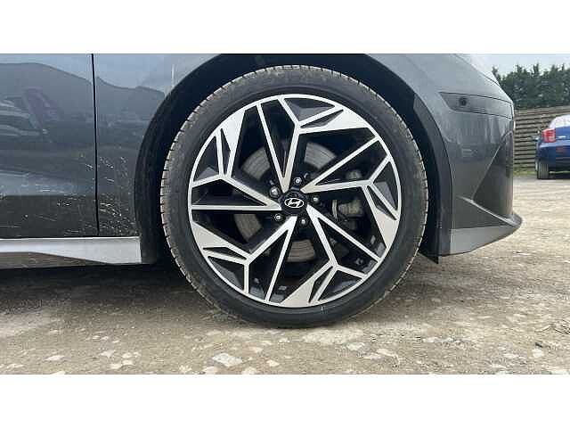 Hyundai Ioniq 6 IONIQ 6 239kW Ultimate 77kWh 4dr AWD Auto