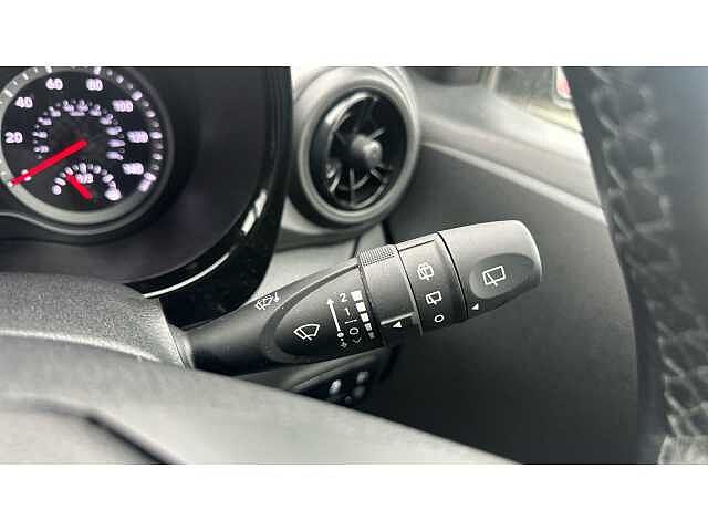 Hyundai i10 I10 1.0 MPi SE Connect 5dr