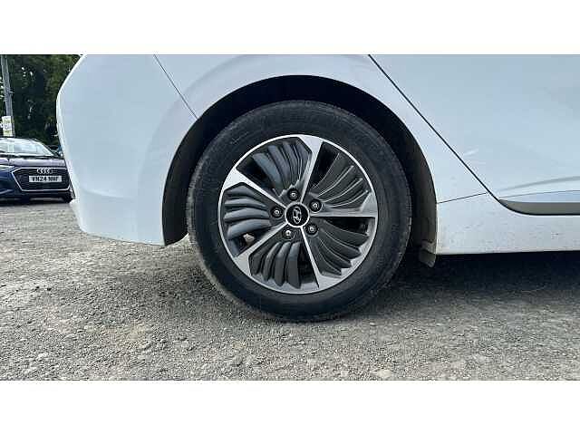 Hyundai Ioniq IONIQ 1.6 GDi Plug-in Hybrid Premium SE 5dr DCT