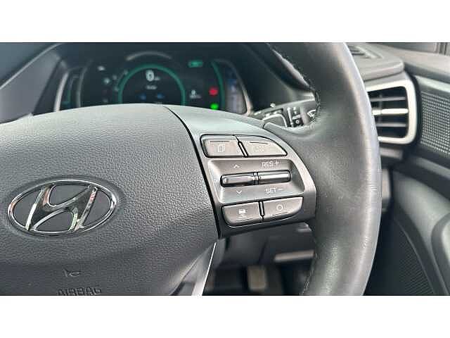 Hyundai Ioniq IONIQ 1.6 GDi Plug-in Hybrid Premium SE 5dr DCT