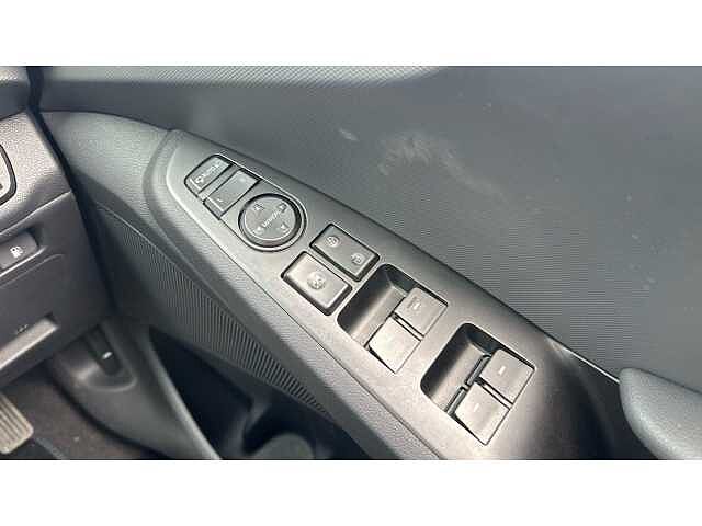 Hyundai Ioniq IONIQ 1.6 GDi Plug-in Hybrid Premium SE 5dr DCT