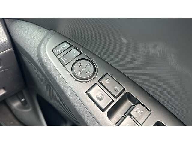 Hyundai Ioniq IONIQ 1.6 GDi Plug-in Hybrid Premium SE 5dr DCT