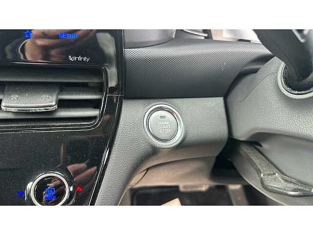 Hyundai Ioniq IONIQ 1.6 GDi Plug-in Hybrid Premium SE 5dr DCT