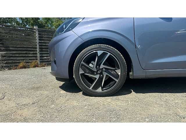 Hyundai I10 i10 5Dr HAT 1.2 MPi 79ps Premium NAV AU Meta Blue