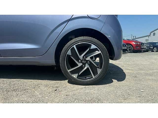Hyundai I10 i10 5Dr HAT 1.2 MPi 79ps Premium NAV AU Meta Blue