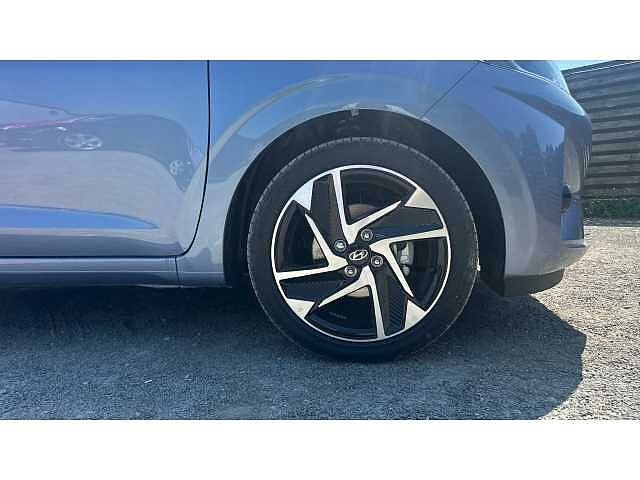 Hyundai I10 i10 5Dr HAT 1.2 MPi 79ps Premium NAV AU Meta Blue