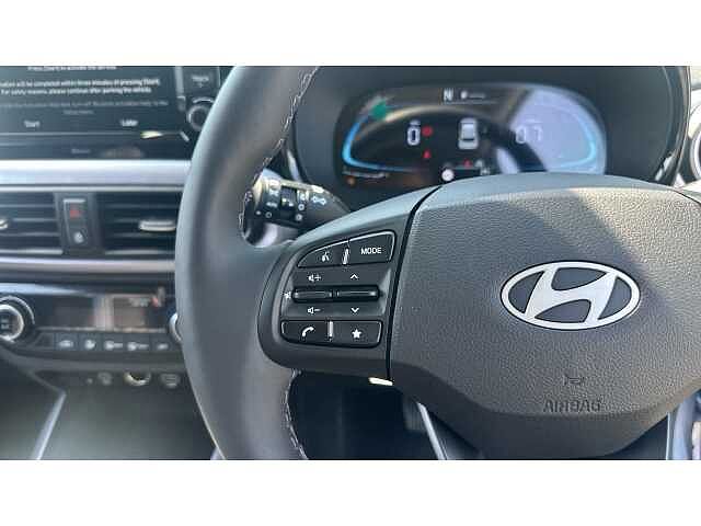 Hyundai I10 i10 5Dr HAT 1.2 MPi 79ps Premium NAV AU Meta Blue