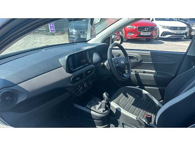 Hyundai I10 i10 5Dr HAT 1.0 MPi 67ps Advance AU Vibrant Blue
