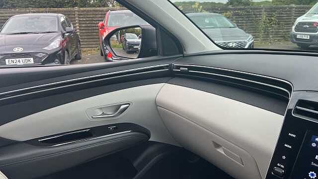 Hyundai Tucson 1.6 TGDi Plug-in Hybrid Premium 5dr 4WD Auto