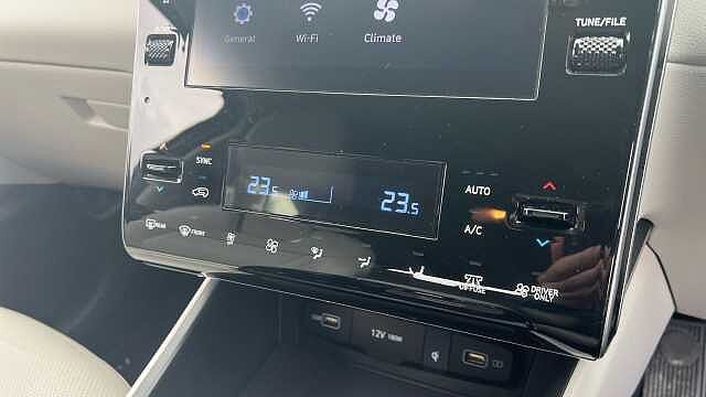 Hyundai Tucson 1.6 TGDi Plug-in Hybrid Premium 5dr 4WD Auto