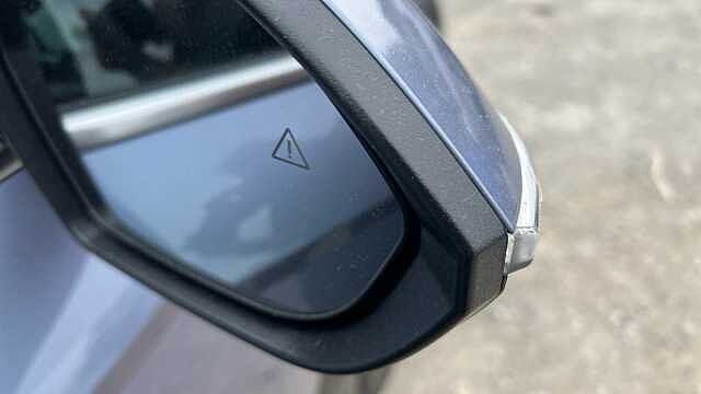 Hyundai Kona Kona 5Dr SUV 1.6T 129ps HBD Ultm 6DCT