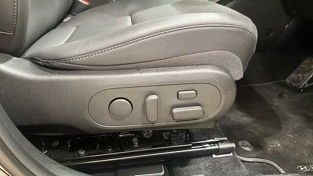 Hyundai Kona Kona 5Dr SUV 1.6T 129ps HBD Ultm 6DCT