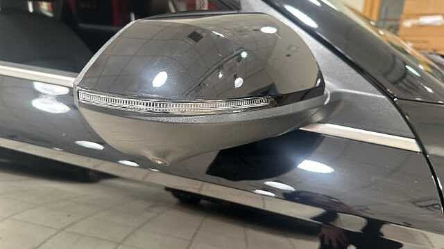 Hyundai Kona Kona 5Dr SUV 1.6T 129ps HBD Ultm 6DCT