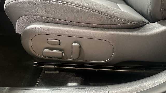 Hyundai Kona Kona 5Dr SUV 1.6T 129ps HBD Ultm 6DCT