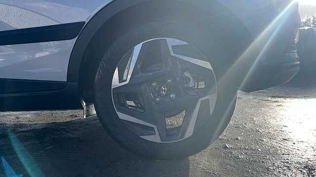 Hyundai Bayon Bayon HAT 1.0 T-gdi 90PS Tech Line DCT