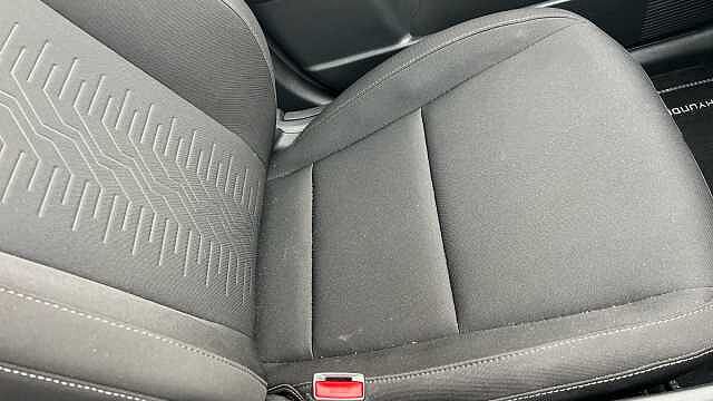 Hyundai Kona KONA 1.6 Hybrid 129 Advance 5dr DCT